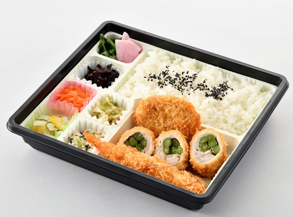 手巻き野菜かつの盛り合わせ弁当